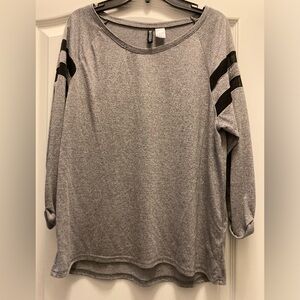 H& M Divided Women’s Ling Sleeve Top with Mesh Varsity Stripes - Size M